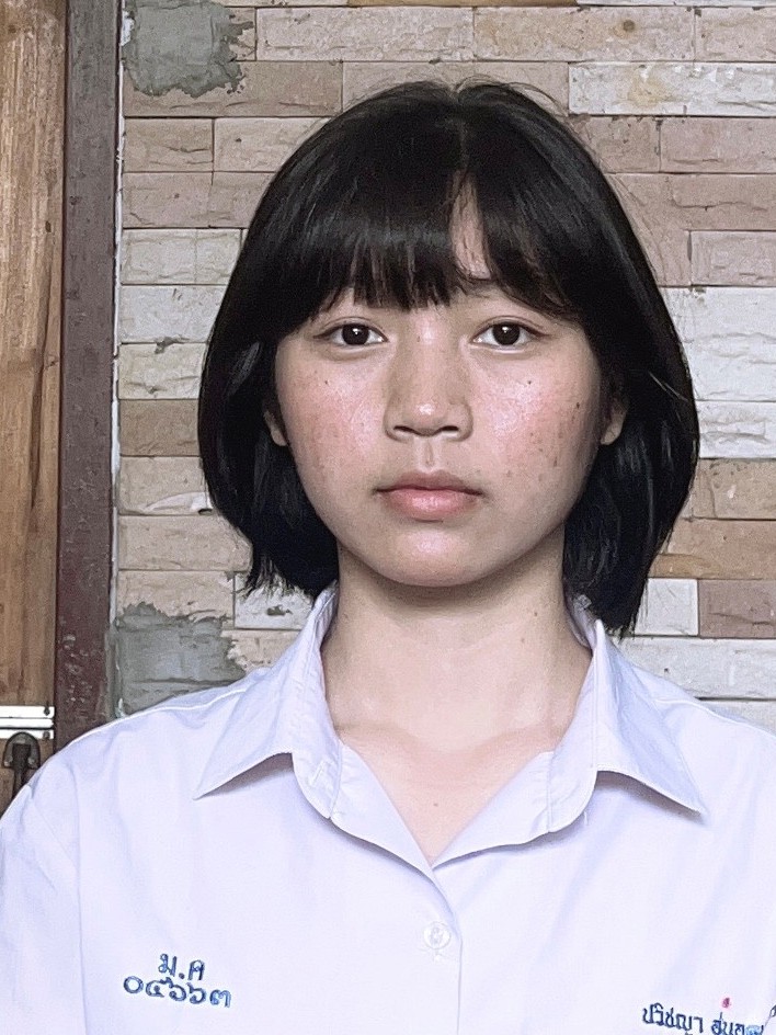 					
	
			
		Pawichaya (Chompoo)
